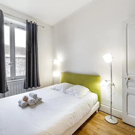Апартаменты Calme - Quartier Prise Montchat Ail Лион