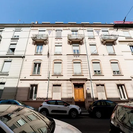 In | Charme Quartier Montchat