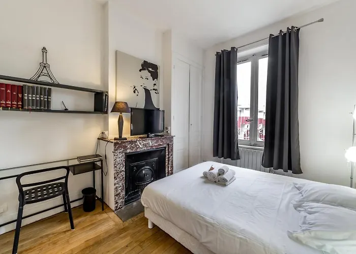 Apartment In | Charme Quartier Montchat Lyon